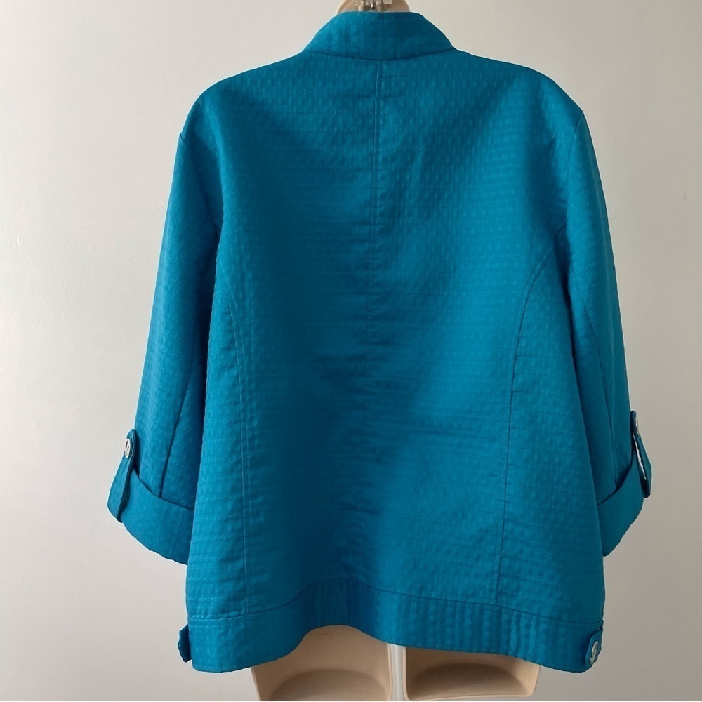 Tanjay Size 18 Blue Textured Button up Jacket, Roll-Tab Sleeves, Four Pockets - Picture 6 of 13